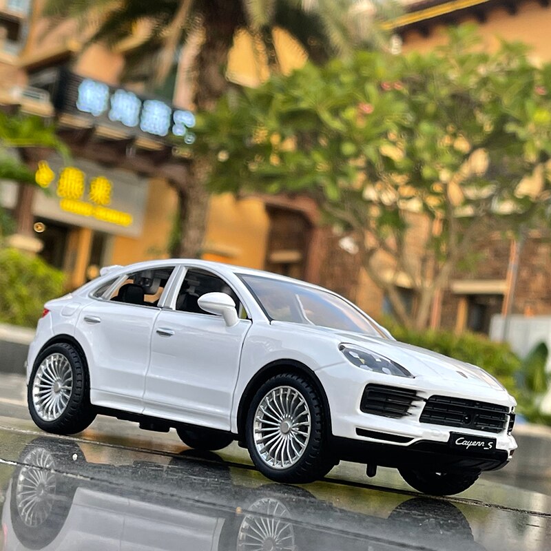 1:24 Porsche Cayenne S Turbo SUV Alloy Car Model Diecasts Metal Toy Car Model Simulation Sound Light Collection Kids Gift F384